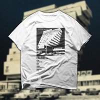 Molchat Doma Sudno Etazhi Tee — T-shirts pour hommes