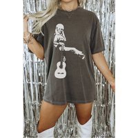 Country Music Tee, Nashville Shirt, Dolly Shirt, In Dolly We Trust Shirt — T-shirts pour hommes
