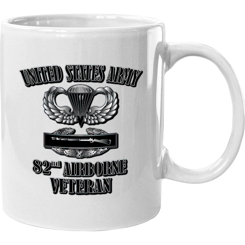 82nd Airborne Combat Veteran Front Design Mugs — Tasses et gobelets