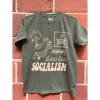 Lean Into Socialism T-shirt — T-shirts pour hommes