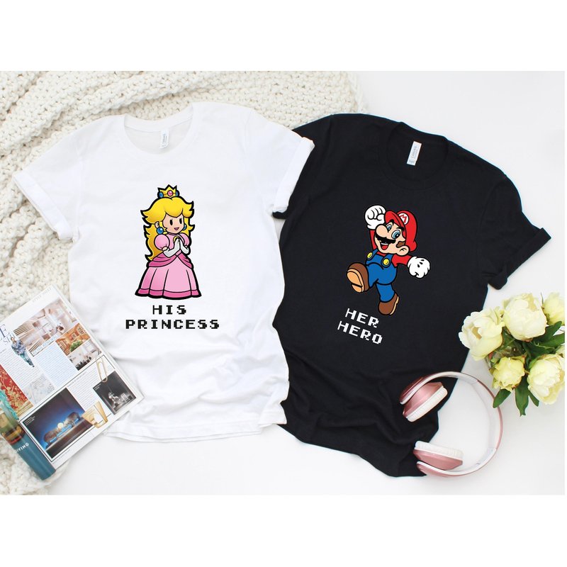 Her Hero And His Princess Matching Couples Shirts — T-shirts pour hommes