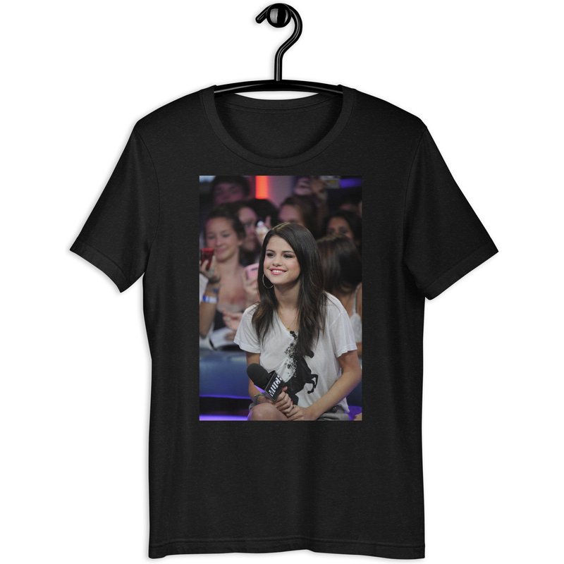 Selena Gomez - Unisex T-shirt