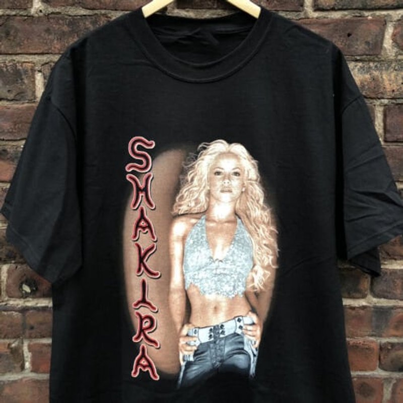 Vintage Shakira 90s T-shirt