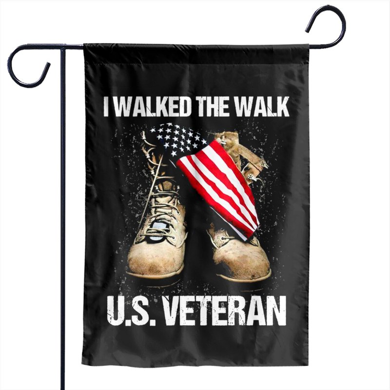 Us Veteran I Walked The Walk Combat Boots Dogtag Usa Flag Garden Flags — Drapeaux décoratifs
