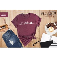 Cat Mom T-shirt - Stylish Gift For Cat Lovers