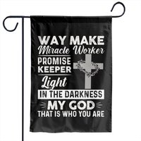 Waymaker Miracle Worker Promise Keeper Light Jesus Cross Garden Flags — Drapeaux décoratifs