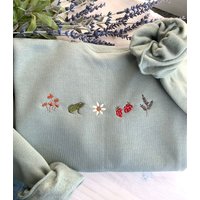 Embroidered Cottagecore Crewneck Sweatshirt