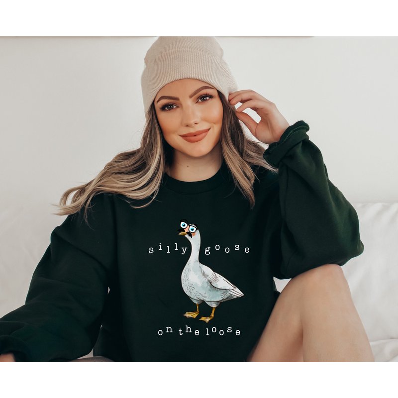 Silly Goose Sweatshirt - On The Loose Crewneck — Sweats à capuche pour hommes
