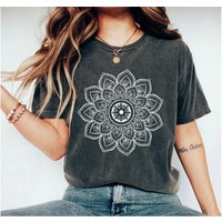 Mandala Shirt, Pretty Mandala Shirt, Cute Spring T-shirt — T-shirts pour hommes