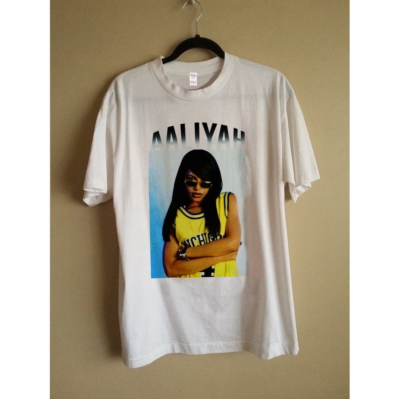 Aaliyah Rnb Rip Yellow Michigan 90s Hip Hop T-shirt — T-shirts pour hommes