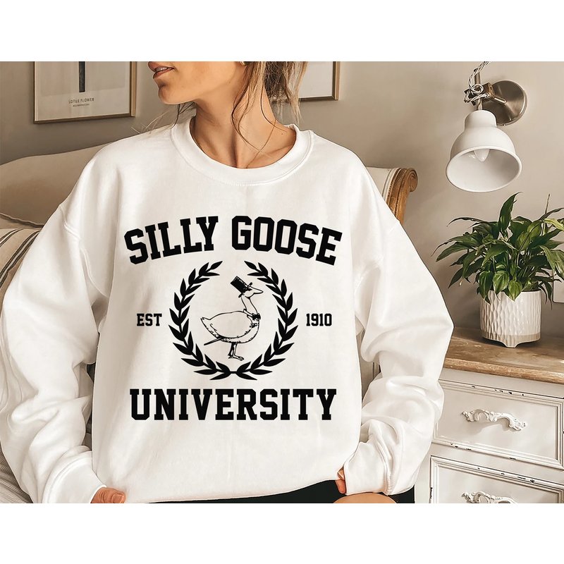Silly Goose University Sweatshirt, Funny Silly Goose University Gift — Sweats à capuche pour hommes