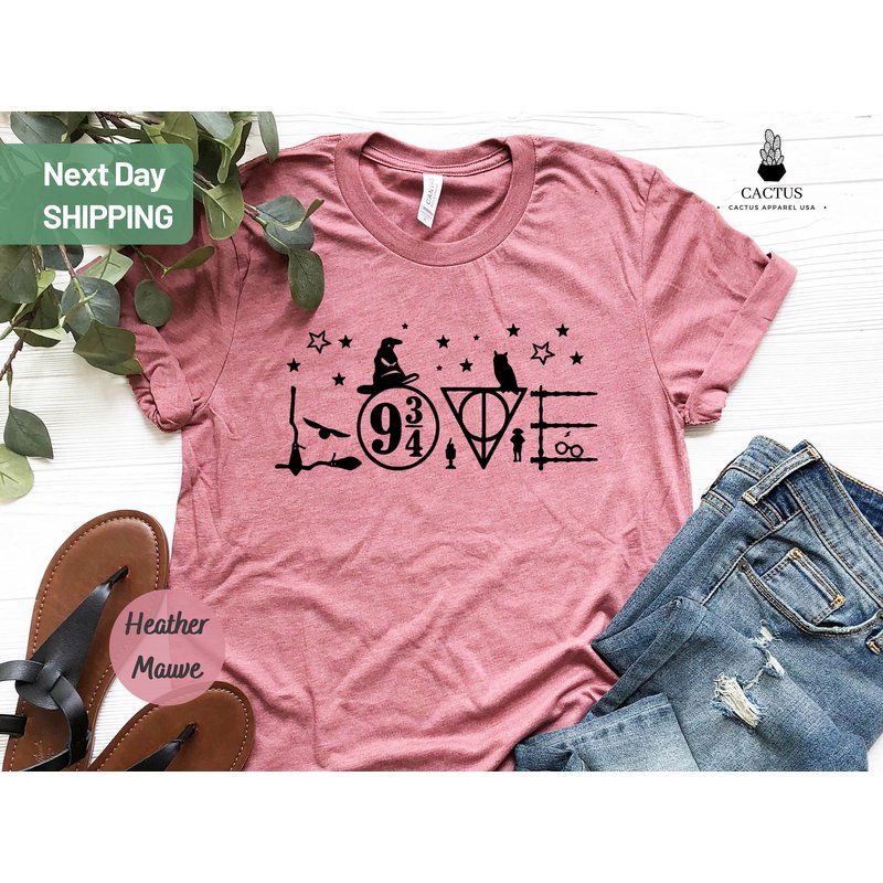 Funny Wizard Love T-shirt - Quirky Wizard Design — T-shirts pour hommes