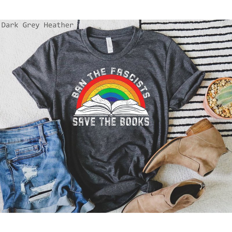 Ban The Fascists Save The Books Shirt, Funny Book Lovers Shirt — T-shirts pour hommes