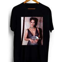 Halle Berry T-shirt / Baps Vintage Shirt / Aesthetic Premium Unisex T-shirt