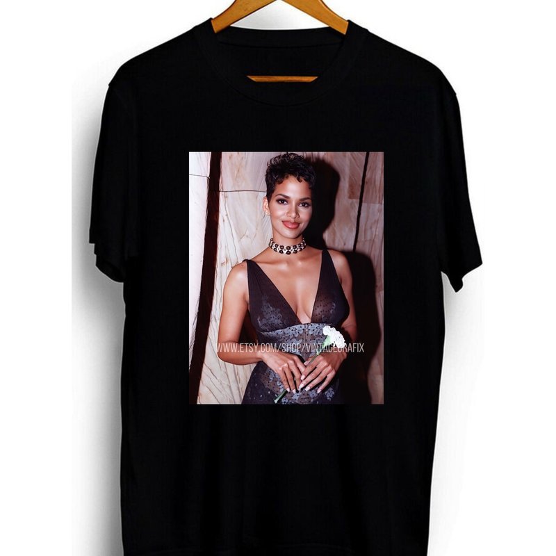 Halle Berry T-shirt / Baps Vintage Shirt / Aesthetic Premium Unisex T-shirt — Mens T Shirts