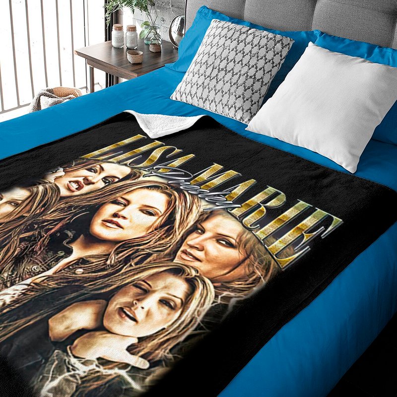 Lisa Marie Presley Vintage Baby Blankets — Couvertures pour bébé