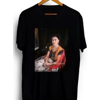 Frida Kahlo Original Vintage T-shirt — Mens T Shirts
