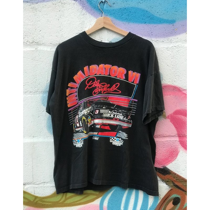 1993 Dale Earnhardt Intimidator Vi Tour Graphic T-shirt — T-shirts pour hommes