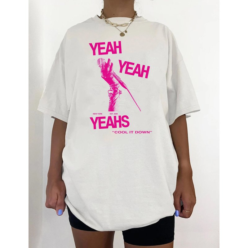 Pink Glove Shirt, The Yeah Yeah Yeahs Tour 2023 Shirt — T-shirts pour hommes