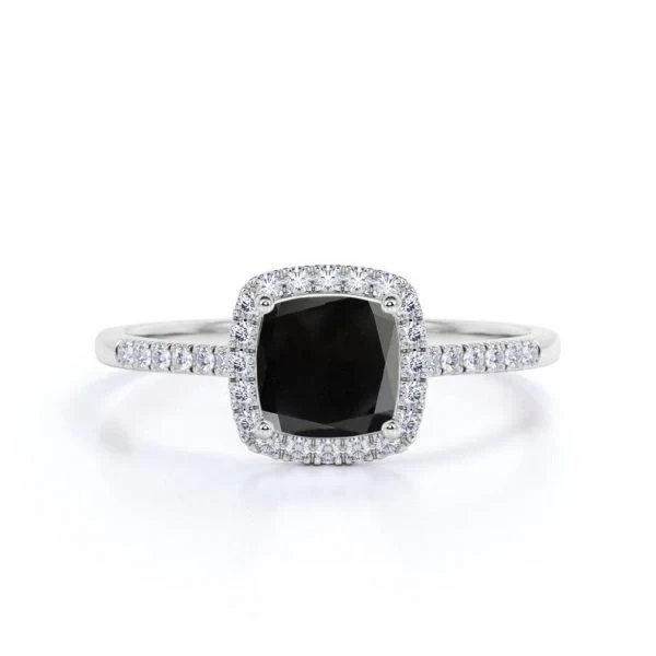 Bague de fiançailles halo de diamants noirs taille coussin de 3,20 carats en or jaune 10 carats — Bagues de fiançailles