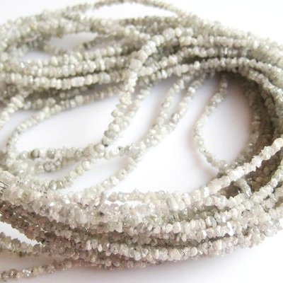 Collier en argent de 18 pouces avec perles de diamant blanc non taillées de 2,00 à 3,00 MM