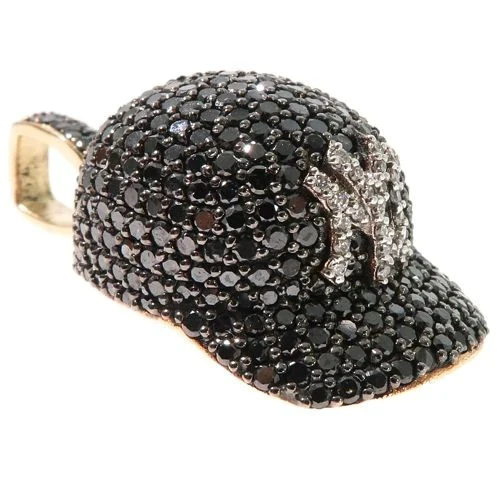 Collier avec pendentif casquette de baseball en diamant taille ronde 4 carats en or jaune 10 carats — Collier pendentif